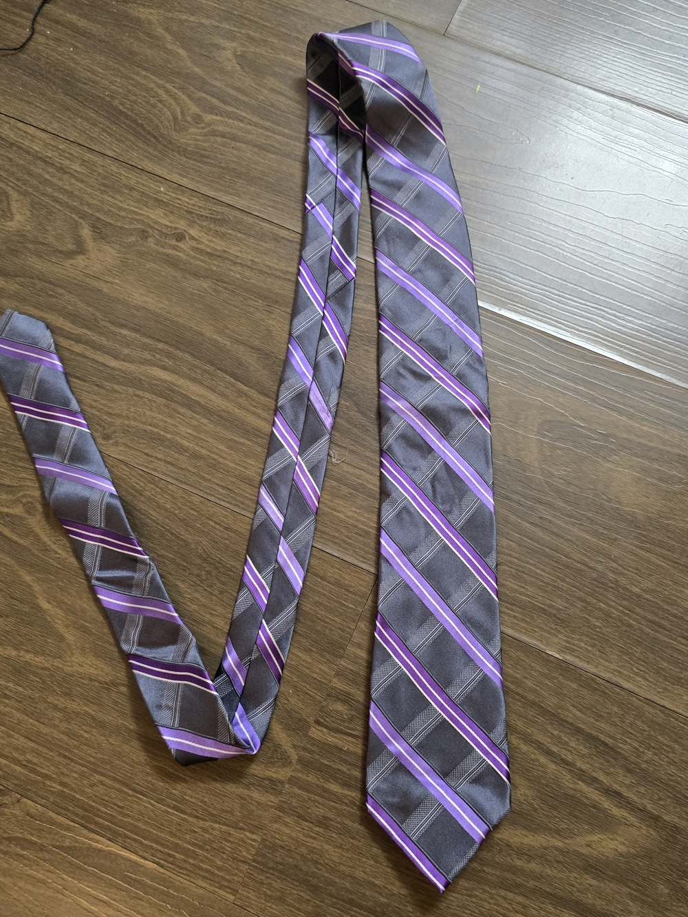 Michael Kors Gray Tie with Purple Diagonal Stripes 100% Silk